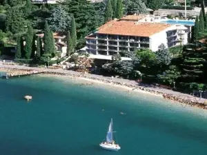 Beach Hotel du Lac Malcesine