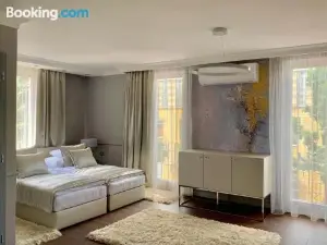 Boutique Hotel Center