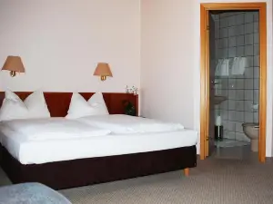 Hotel Ziegenkrug Rostocker Tor