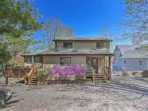 Airy Lake Ariel Home w/ Private Dock + Kayaks!
