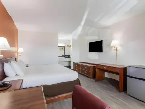 Happy Stay Inn Madisonville I-69 by OYO