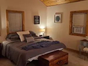 Beautiful Midcoast Maine Private 3 Bedroom Home