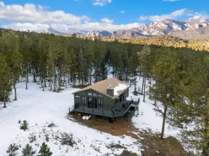 Pine Getaway