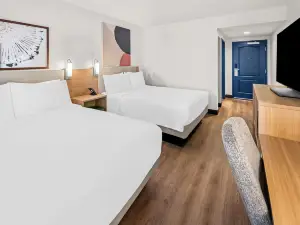 Spark by Hilton Woodbridge