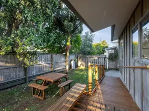 Athenree Hot Springs & Holiday Park