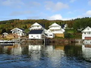 Furoy Hotel Apartments and Boating