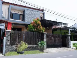 Homestay Tegal Kota by Simply Homy