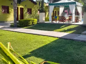 Cabanas Puertas del Sol