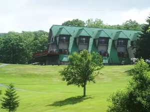 Alpine Lake Resort