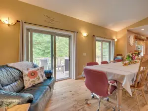 Family-Friendly Cassville Retreat w/ Deck!