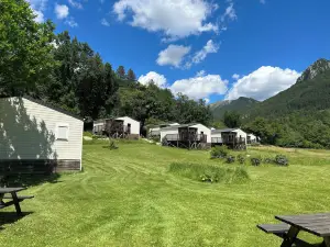 白岩露營地