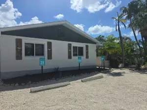 An Island Getaway at Palm Tree Villas