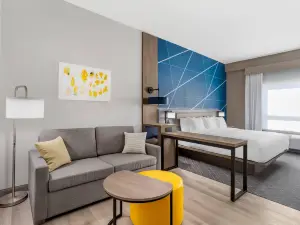 中央谷伍德伯裡舒適套房飯店