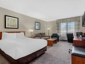 Clarion Hotel & Suites