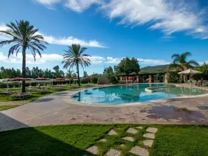 Alma Resort