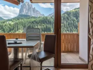 Garni Hotel Gardena App Dolomites 3