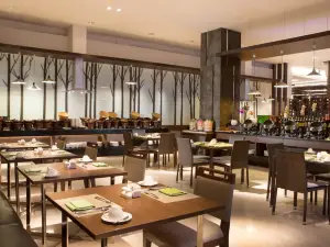 Hotel Santika Premiere Kota Harapan Indah