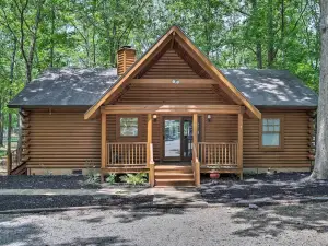 Pet-Friendly Lake Oconee Cabin w/ Boat Dock!