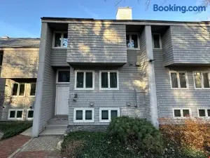 R18 Affordable Ski-in Ski-Out Bretton Woods Townhome Mountain Views