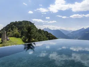 Miramonti Boutique Hotel