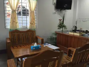 Feel Guest House - Adults Only