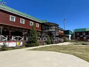 Kumutkan Hotel