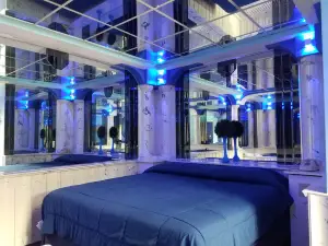 Gallery Holiday Motel