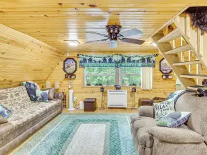 卡羅爾頓小屋，帶露台和火坑！