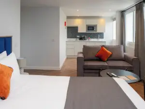 Station Suites