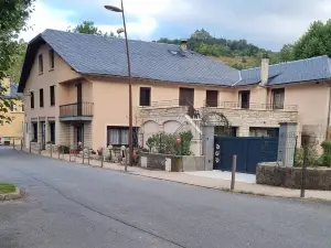 โอ ปงต์ เดอ ลา จิเนเซ