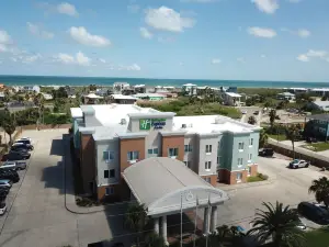 Holiday Inn Express & Suites Port Aransas/Beach Area