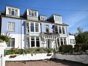 Newberry Beach Lodge