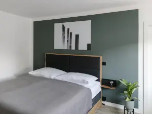 Kracher Hotel Doppelzimmer - inklusive Pool