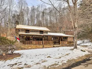 Mars Hill Ski Resort Cabin 20 Miles to Asheville!