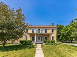 The Blue Churn 6 Bedroom Home by Redawning