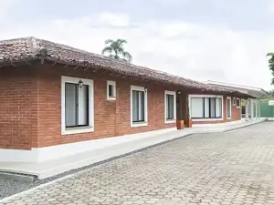 Amazilia Hotel