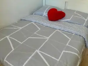 Black Apartament