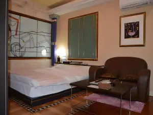 Hotel Takao Asile