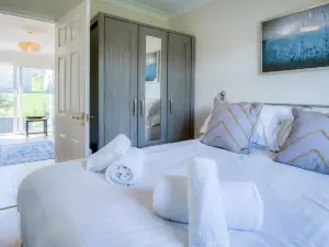Bayview 72 - 2 Bedroom Chalet - Bayview Oxwich