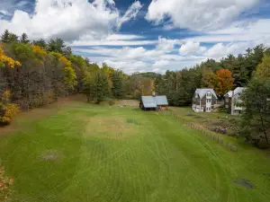 Expansive Land and Scenic Views - Stunning Vermont Retreat