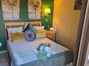 Flower Lane Guesthouse