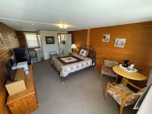 El Rancho Motel