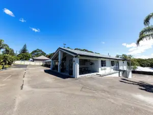 Breeze Inn 13 Princes Highway, Ulladulla
