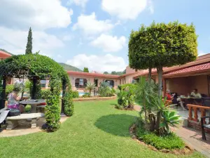 Valley View Guest House