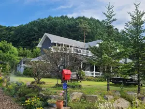 Under Hill Pension