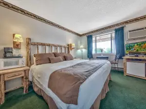 Walker River Lodge