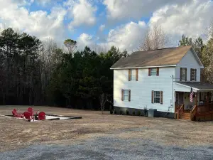 ที่พักสไตล์ Fort Payne: ท่องป่าและปีนเขา