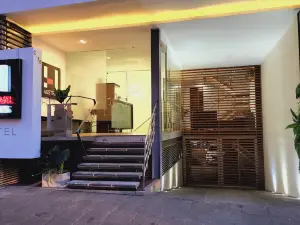 Hotel Austral Suites