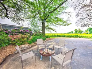 3 Mi to Dutch Wonderland Serene Home with Deck