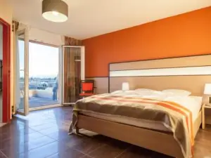 Hotel Lacotel